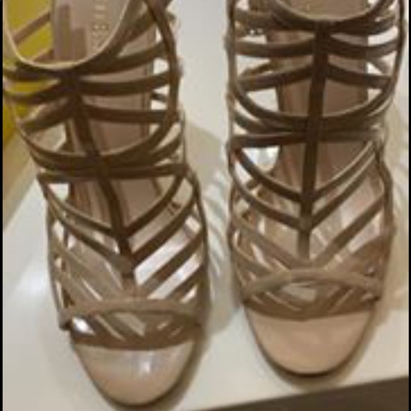 Sandals - Picture 4 of 4